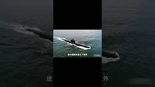 2003年山東漁民發現一潛艇，打開門後發現70具海軍屍體