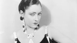 13 Sexy Photos of Gloria Swanson | Bio And Photos