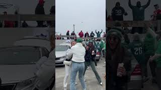 Philly fans are wild !!!!!! Eagles Vs 49ers Fans Fight NFC Championship 2023😱 😱 😱😱😱😱😱😱😱😱😱