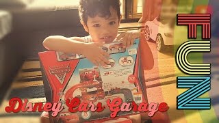 UNBOXING DISNEY CARS 2 Parking Garage with Lightning McQueen