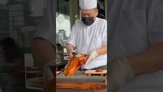 SLICING CRISPY ROAST DUCK AT HIGH END CHINESE RESTAURANT! DELICIOUS PEKING DUCK