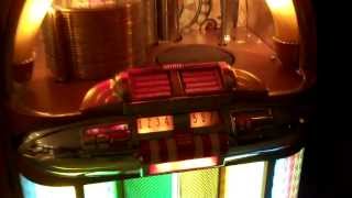 1948 Wurlitzer 1100 Jukebox