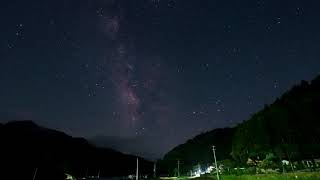 古殿･道の駅に天の川【星景タイムラプス(timelapse)】福島県石川郡古殿町、道の駅ふるどの・おふくろの駅から見る天の川