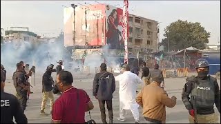 Police baton charge protesters at Numaish Chowrangi in Karachi