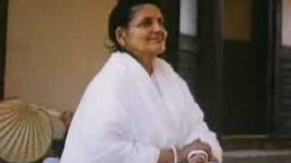 Ma Anandamayi 1959 v2