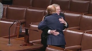 John Lewis and Johnny Isakson share farewell embrace