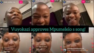 Vuyokazi reacts to Mpumelelo s song \u0026 she approves, video of her \u0026 Mpumelelo listening to the song!