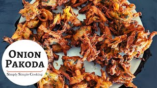 Kanda Bhaji | Kurkurit Kanda Bhaji Recipe | कुरकुरीत खेकडा भजी | How to Make Onion Pakoda at Home