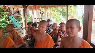 រៀន​ទន្ទេញព្រះធម៌ Dharma learning