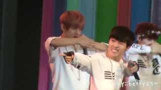 [Fancam] 131130 V N.O @ 7 SEE CONCERT