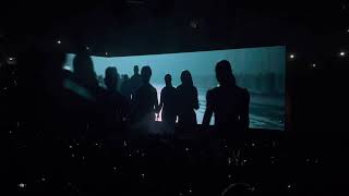 ROGER WATERS - Confortably Numb- Assago (Milano) 31-3-2023 Inizio concerto