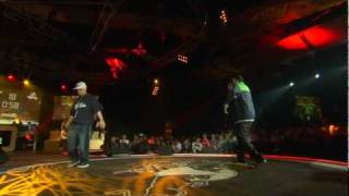 Cuartos de Final - Frescolate vs Noult (Red Bull Batalla de los Gallos 2009.flv