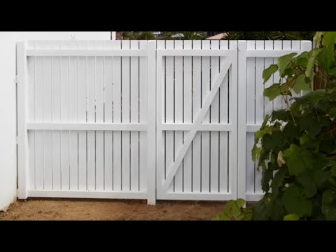 How to build a wooden gate | Mitre 10 Easy As How to build a wooden gate | Mitre 10 Easy As