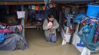 अहिलेसम्मकै सबैभन्दा ठूलो बाढी बागमतिमा  सडक खोलामा परिणत भयो Biggest Flood in kathmandu