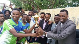 Agaasime Cabdiraxmaan Al Cadaala oo maskax iyo maalba ku tageeray xulka 17 jirada Somalia