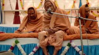 DHYANI SWAMIJI AT PETHAPUR TEMPLE