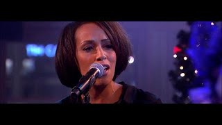 Glennis Grace zingt prachtige versie van Last Chri - RTL LATE NIGHT