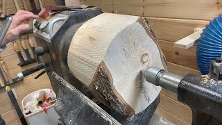 Woodturning a Maple Log to Bowl - Check out this GRAIN!!!