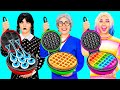 Sfida Di Cucina — Wednesday vs Nonna | Situazioni Divertenti TeenChallenge