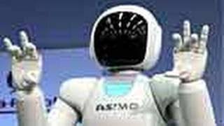 進化した新型「ASIMO」　技術応用で原発作業も（11/11/08）