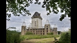 Inbreken In Een ''Verlaten'' Kasteel! (GEPAKT DOOR BEVEILIGING!)