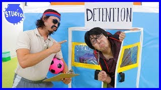 Back to School Giant Obstacle Course & ALREADY IN DETENTION !