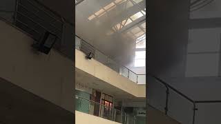 West end mall Janakpuri District Centre (New Delhi) short #circuit के कारण अचानक आग लग गई।#fire