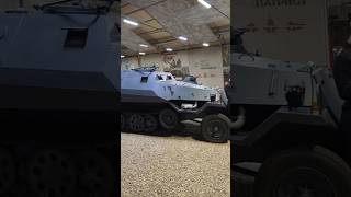 Sd.Kfz.251 — немецкий лёгкий полугусеничный бронетранспортёр периода Второй мировой войны