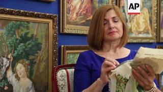 A gallery devoted to tapestry