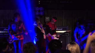 Josie and The Uni Boys - 80's Medley Launched Party - 3