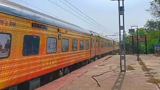 20501 Tejas Rajdhani Express || Agartala - Anand Vihar (T) !!!