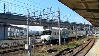 福島交通飯坂線　曽根田駅の列車集