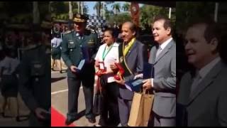 MPT - Alcalde en su visita a Río Branco por el aniversario de la policía militar.