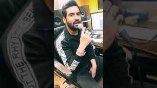 Dil Ibadat || harshit saxena || what a singer|| awesome singing live|| caught in studio|| must watch
