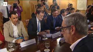Rajoy y Rivera presiden reunión en la que certifican acuerdo de investidura