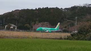 FDA E175 Uターン　in福江空港