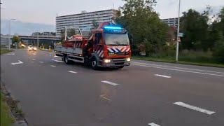 brandweer duikteam en bootwagen richting persoon te water erasmusbrug Rotterdam