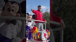 Patrick Mahomes makes it to the Happiest Place on Earth 😀 #shorts #Superbowl #Disneyland #chiefs