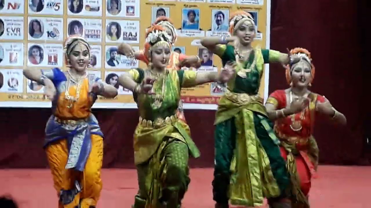 Annamayya Keerthana Muddugare Yeshoda Mungita Mutyamu Classical Dance ...