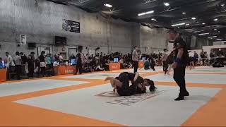 white belt goes undefeated in women’s no gi bjj at grappling industries