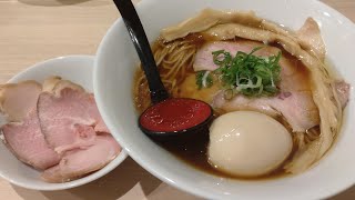 【京都ラーメン新店舗】居酒屋の奥におしげも無く大量の鶏を使ったむちゃくちゃ旨いラーメン屋がオープン！『正統派醤油ラーメンvs背脂系ラーメン』【麺極いっちゃん】ramen in Kyoto, Japan