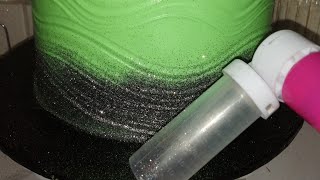 HOW TO AIRBRUSH YOUR CAKES/ WAYS TO USE EDIBLE GLITTER ON YOUR CAKES
