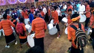 Nasik dhol Navayikulam temple.