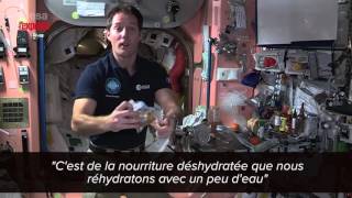 Comment mange-t-on dans l'espace? par Thomas Pesquet