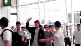 FANCAM 140603 EXO HONG KONG AIRPORT