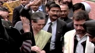 Sonia Gandhi, Rahul unlikely to seek bail in National Herald case