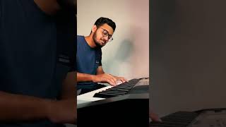 Kadhalar Dhinam Theme Piano #vineshpianist