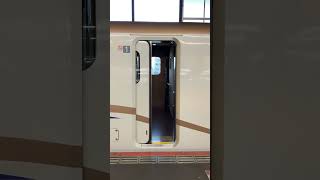 E7系(E723)ドアが閉まるシーン#shorts #e7系  #鉄道　#北陸新幹線