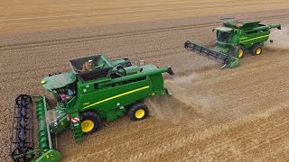 *NEW* John deere T660i \u0026 S670i cutting 14m wide | Wheat harvest 2016 | Drone view