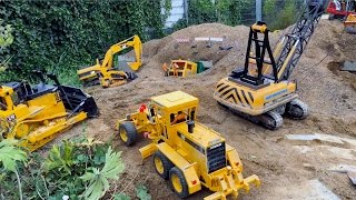 BRUDER Excavator TOYS for Children ♦ BRUDER construction TRUCKS in Jack's Toy WORLD